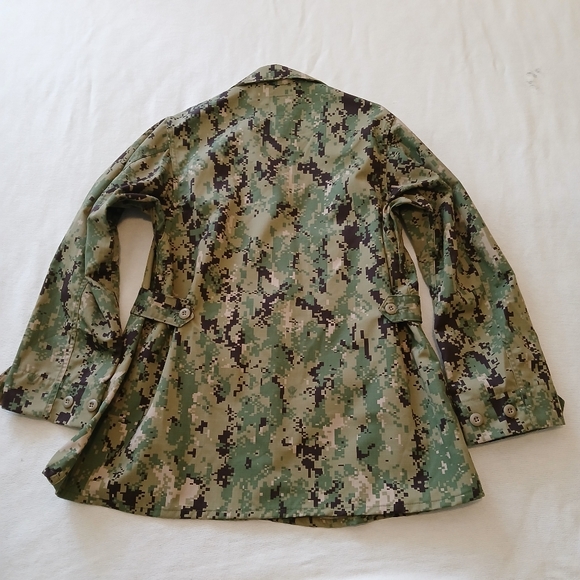 U.S. Navy Type III Size Small Regular Camo Maternity Blouse Working Uniform - Picture 6 of 6